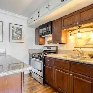 Apartment Belmont Shore Bungalow, 2 Min Walk To Town!, Long Beach